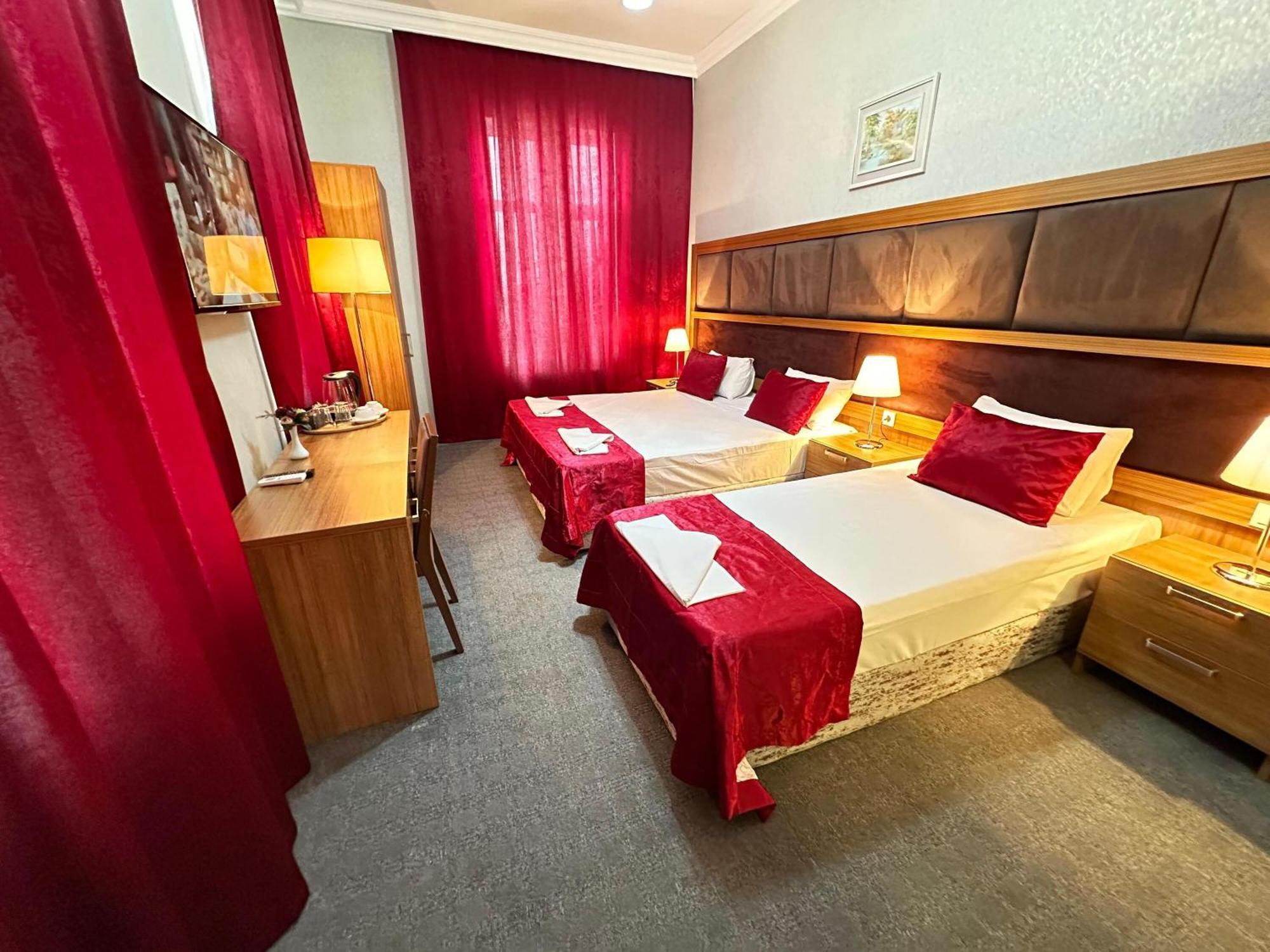 Turkiye Hotel Baku Room photo